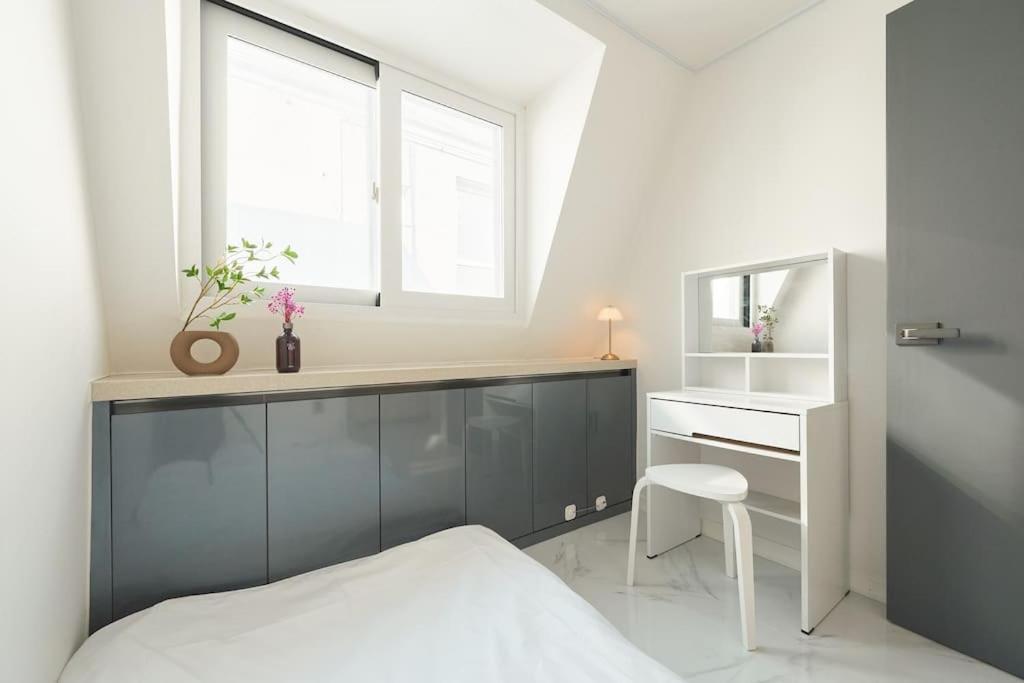 Hongdae 10min Walk From Hongdae Villa *