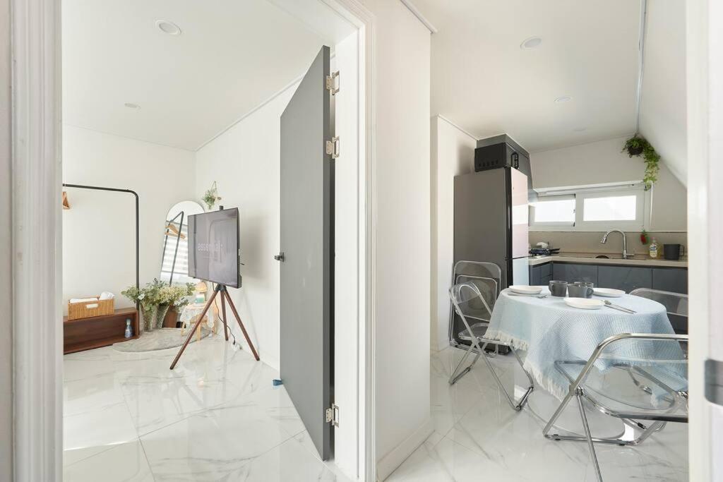 Villa Hongdae 10min Walk From Hongdae Seoul